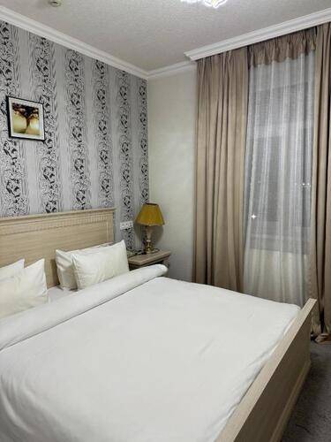 Alexander Hotel