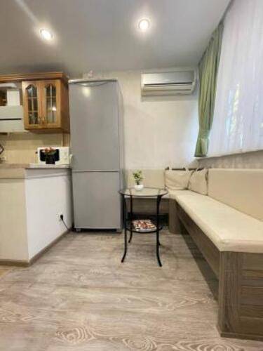 Sun City Apartment (Сан Сити Апартмент) На Улице Островского