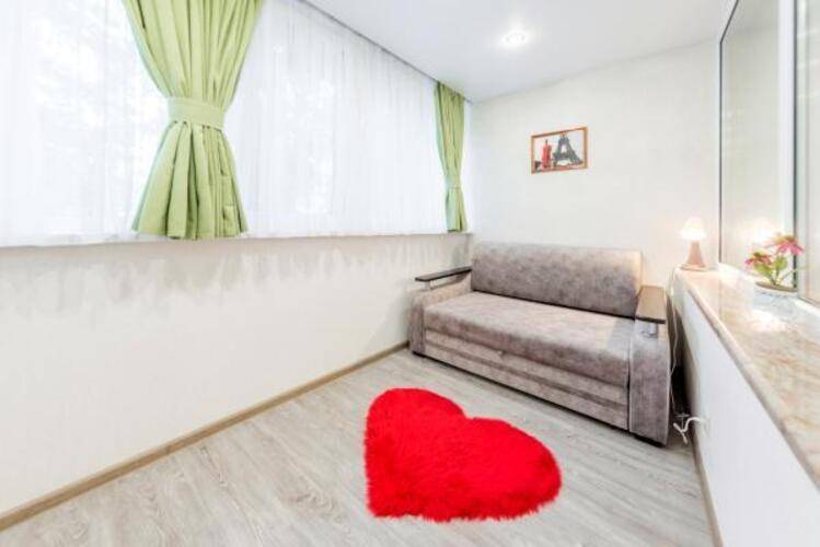Sun City Apartment (Сан Сити Апартмент) На Улице Островского