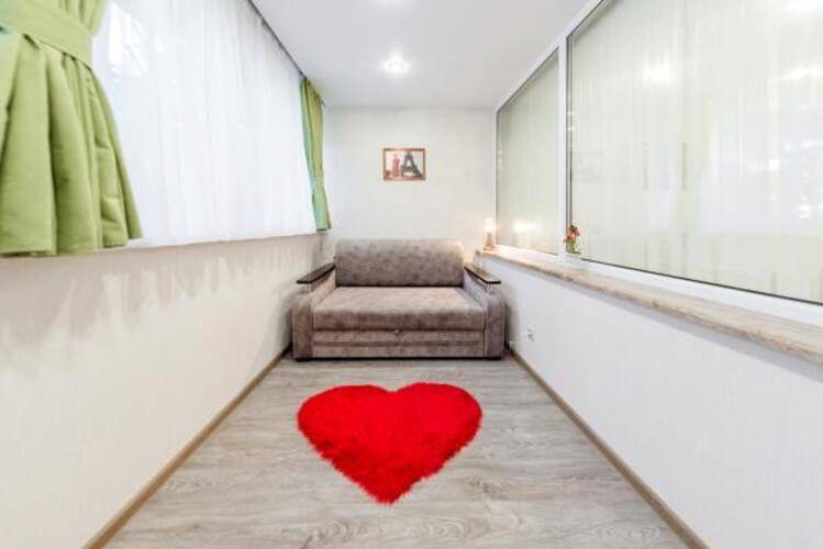 Sun City Apartment (Сан Сити Апартмент) На Улице Островского