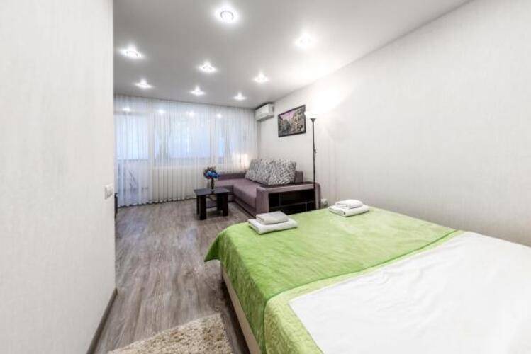 Sun City Apartment (Сан Сити Апартмент) На Улице Островского