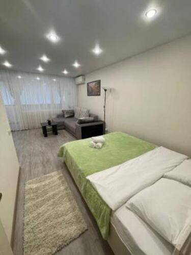 Sun City Apartment (Сан Сити Апартмент) На Улице Островского