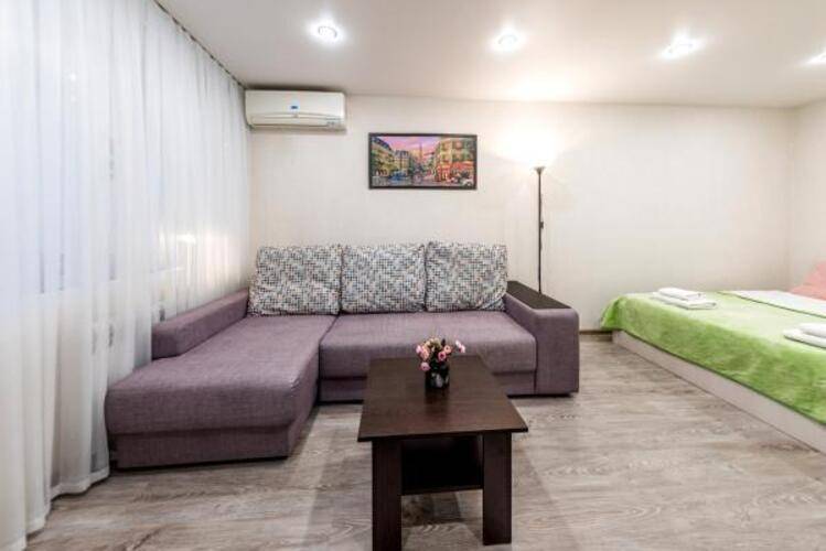 Sun City Apartment (Сан Сити Апартмент) На Улице Островского