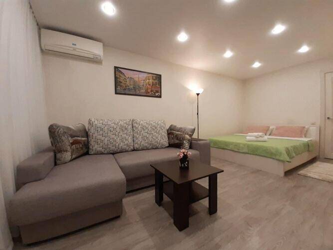 Sun City Apartment (Сан Сити Апартмент) На Улице Островского