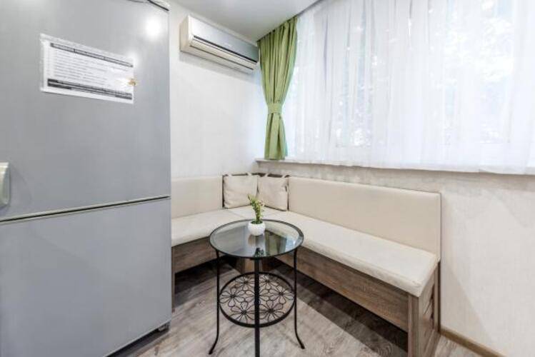 Sun City Apartment (Сан Сити Апартмент) На Улице Островского