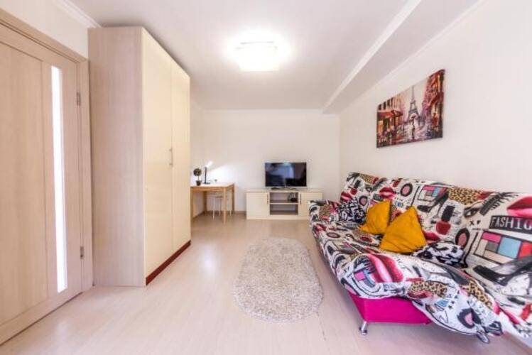 Sun City Apartment (Сан Сити Апартмент) На Бульваре Цветной