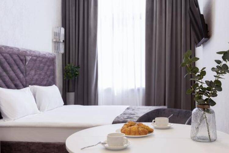 Emerald Apart Hotel By Provence (Эмеральд)