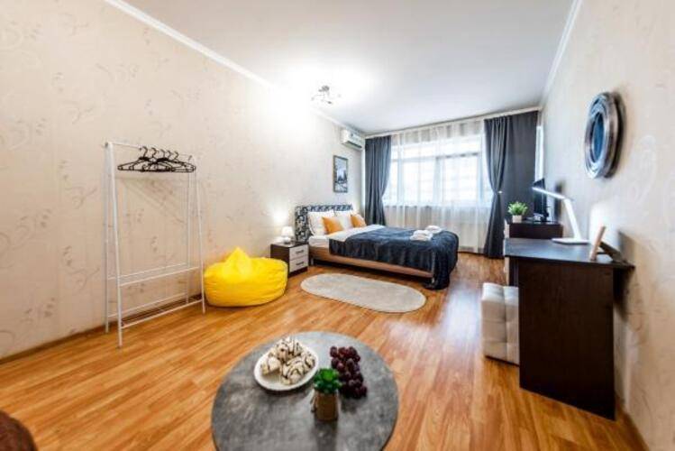 Sun City Apartment (Сан Сити Апартмент) На Улице Горького 87/1
