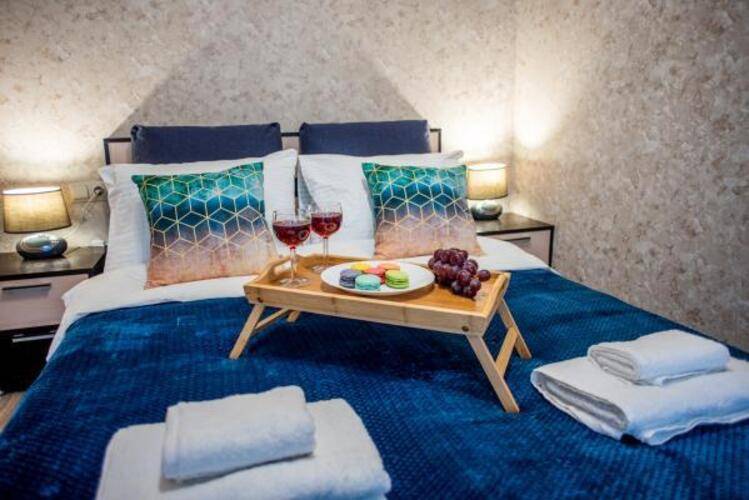 Sun City Apartment (Сан Сити Апартмент) На Улице Горького 87/1