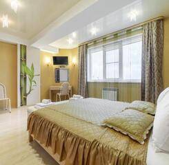 $item['hotel']['name']