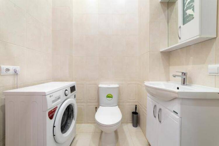 Deluxe Apartment (Делюкс Апартамент) На Улице Садовая