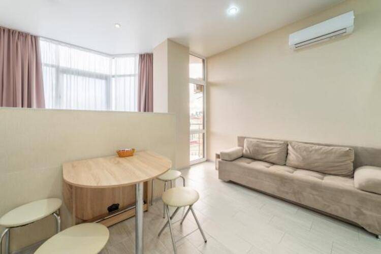 Deluxe Apartment (Делюкс Апартамент) На Улице Садовая