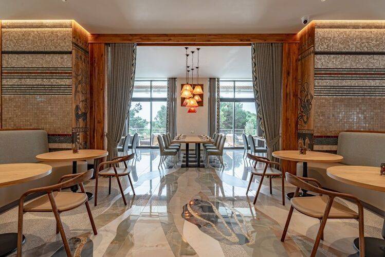 Luciano Wellness & Spa Foros