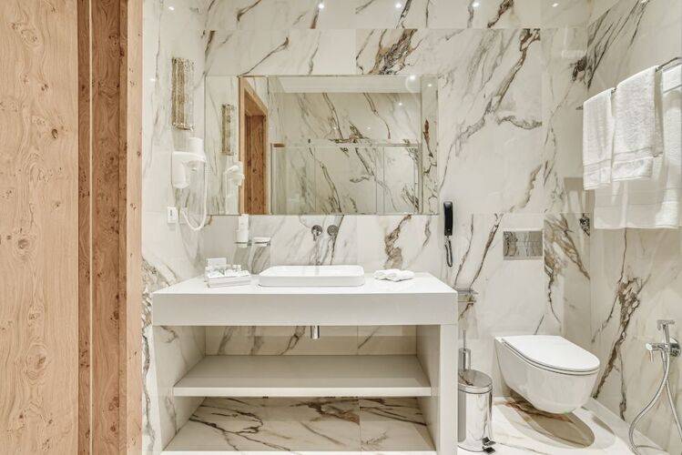 Luciano Wellness & Spa Foros