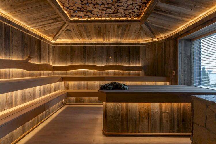 Luciano Wellness & Spa Foros