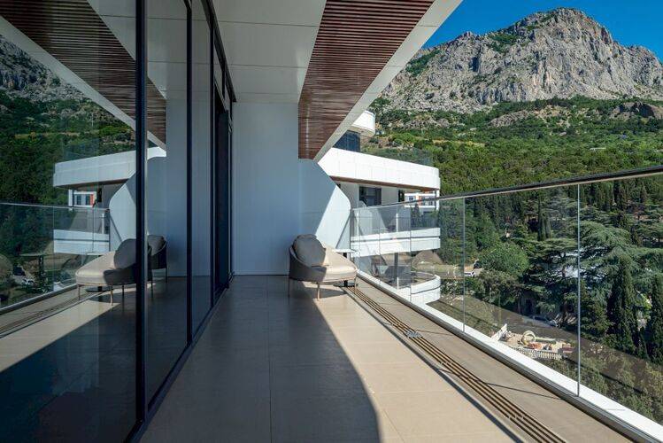Luciano Wellness & Spa Foros