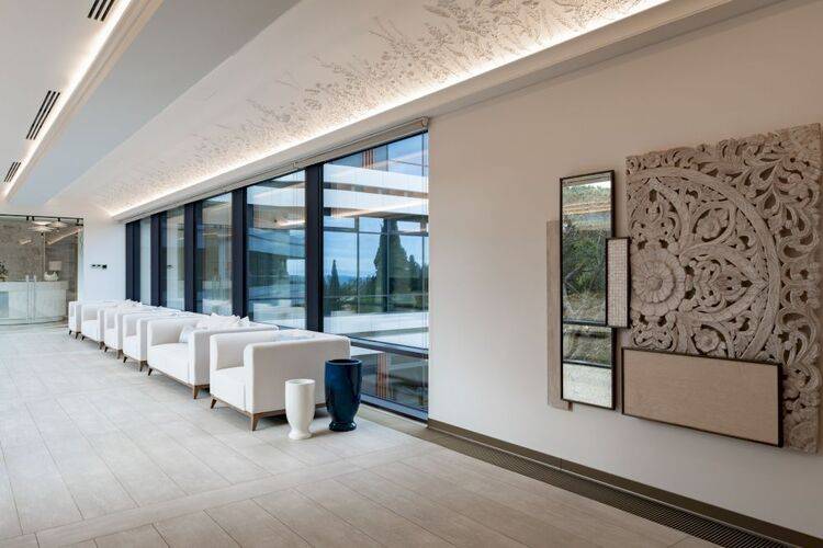 Luciano Wellness & Spa Foros