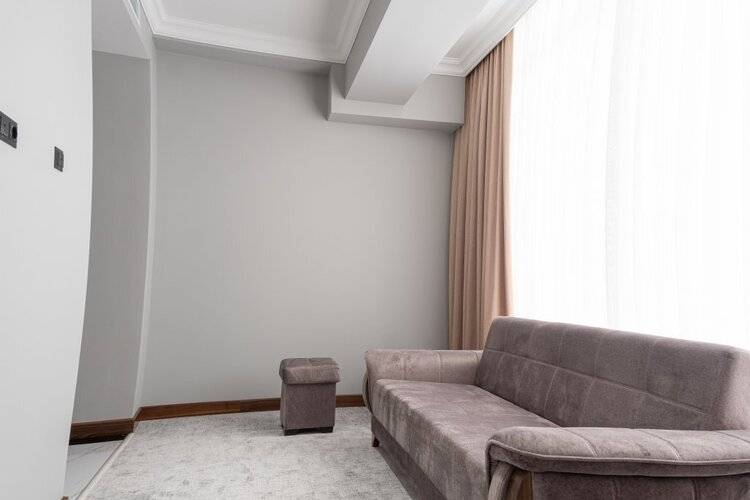 Mir Luxe Plaza Hotel