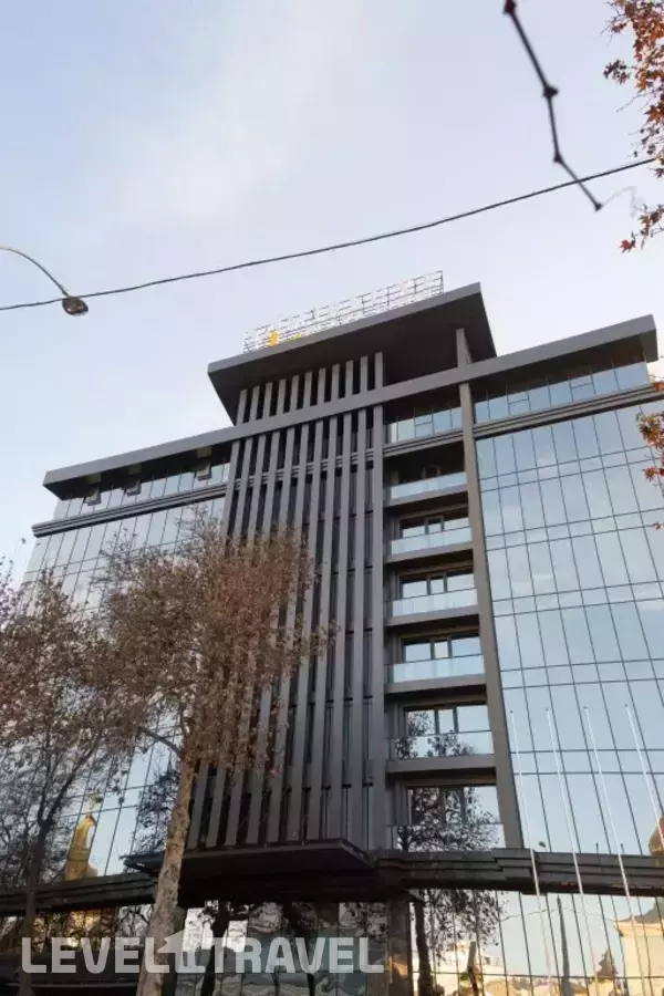 Mir Luxe Plaza Hotel