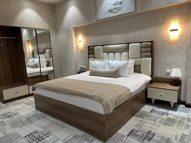 Green Park Hotel