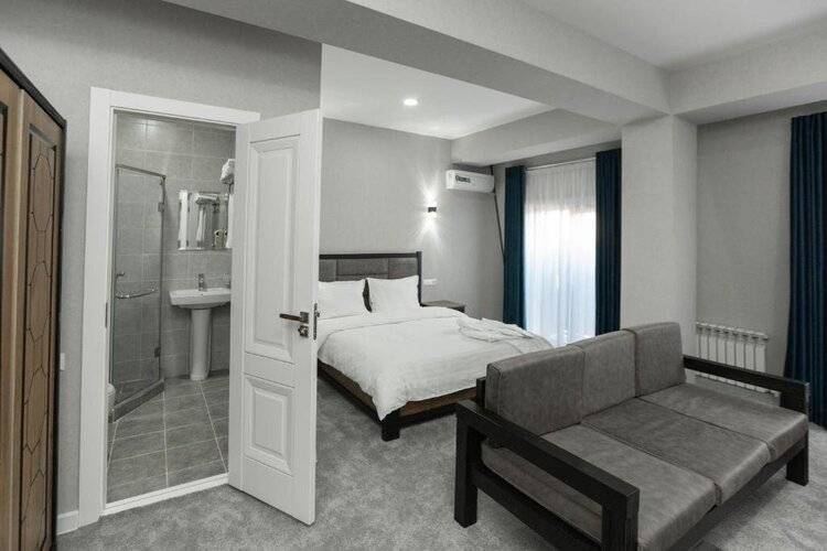 Merci Hotel
