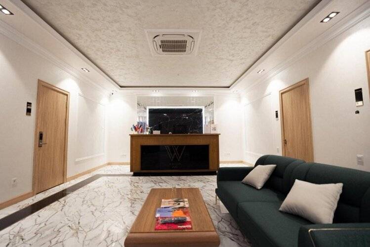 5 Wood Hotel & Spa