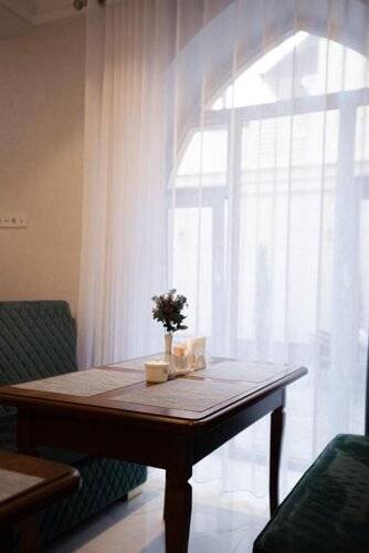 5 Wood Hotel & Spa