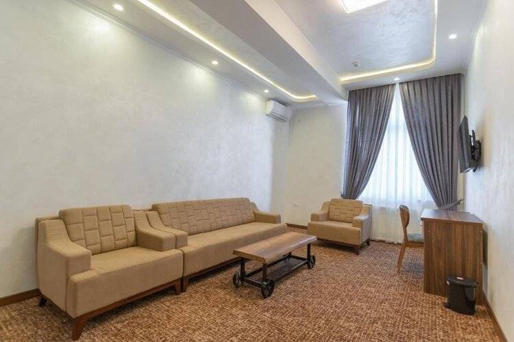 Rayyan Hotel