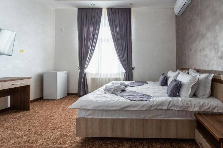 Rayyan Hotel