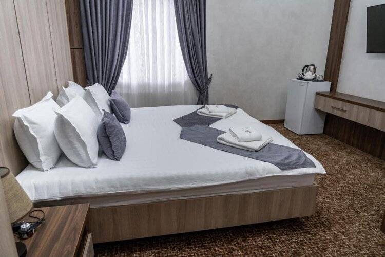 Rayyan Hotel