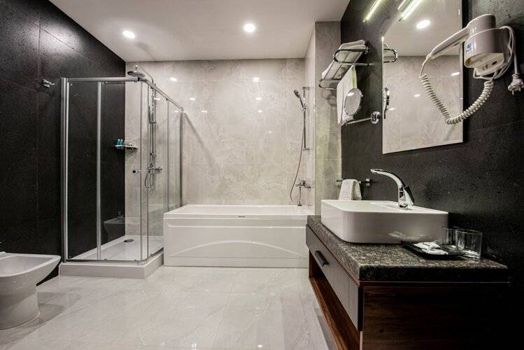 Wyndham Garden Hotel
