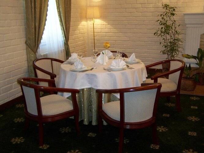 Arien Plaza Hotel