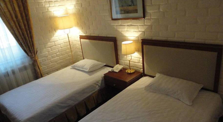 Arien Plaza Hotel
