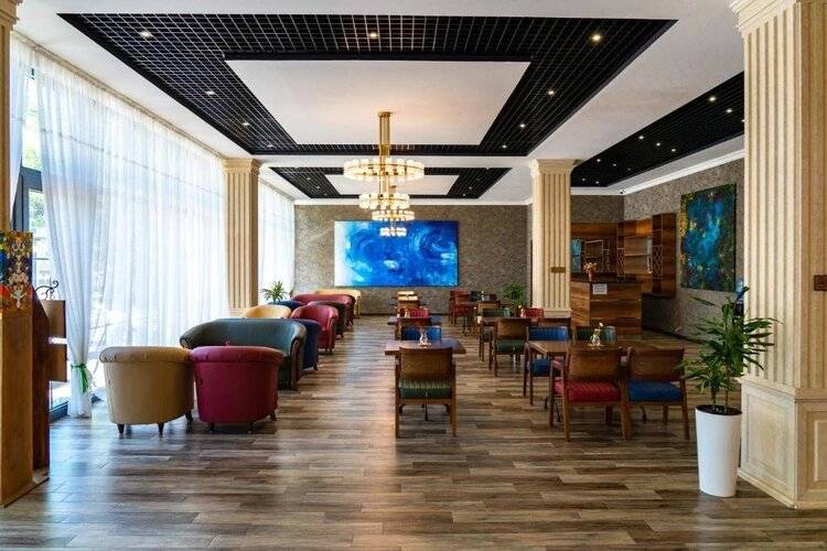 Macan Terrace Hotel