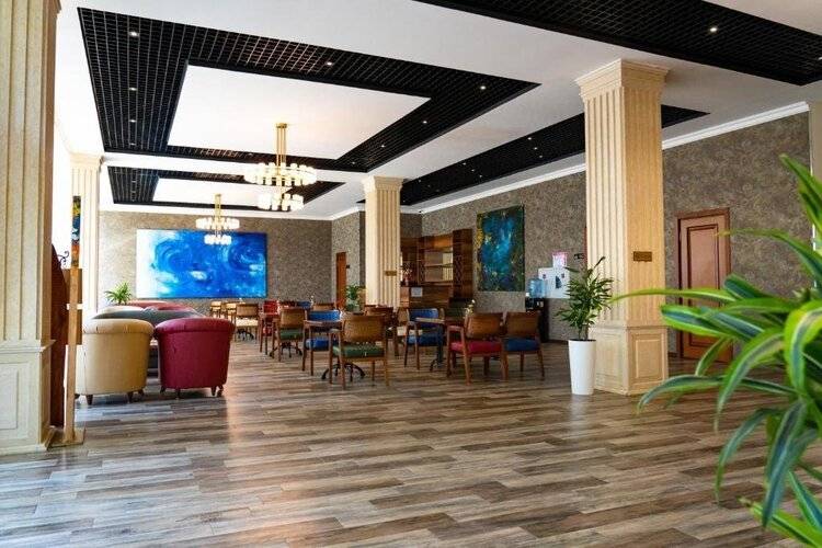 Macan Terrace Hotel