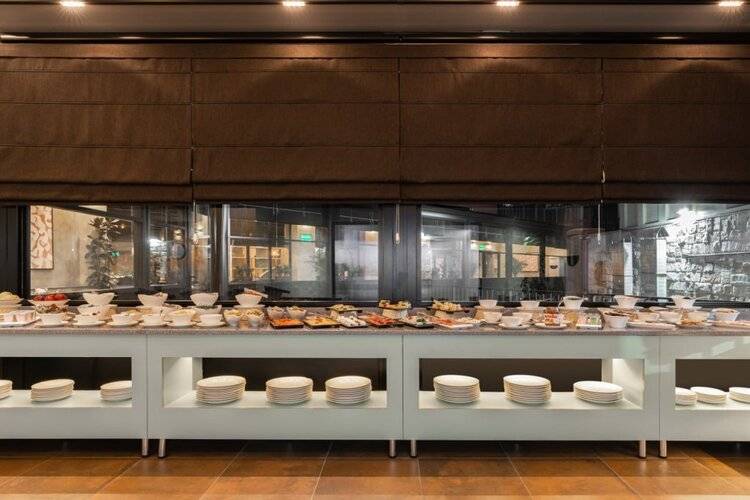 Ramada Encore By Wyndham Hotel