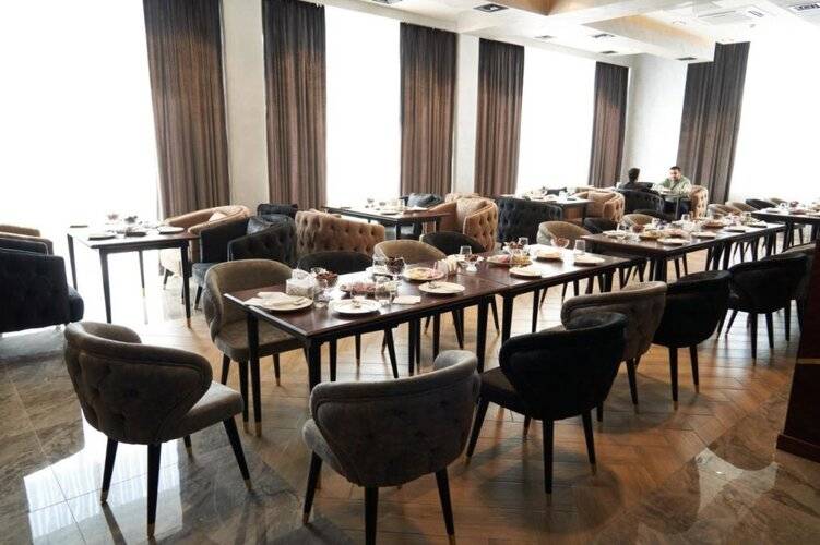 Unique Hotel