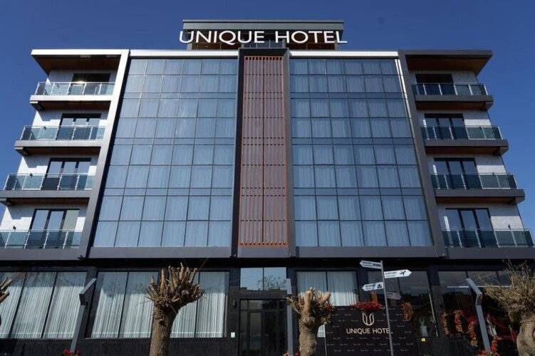 Unique Hotel