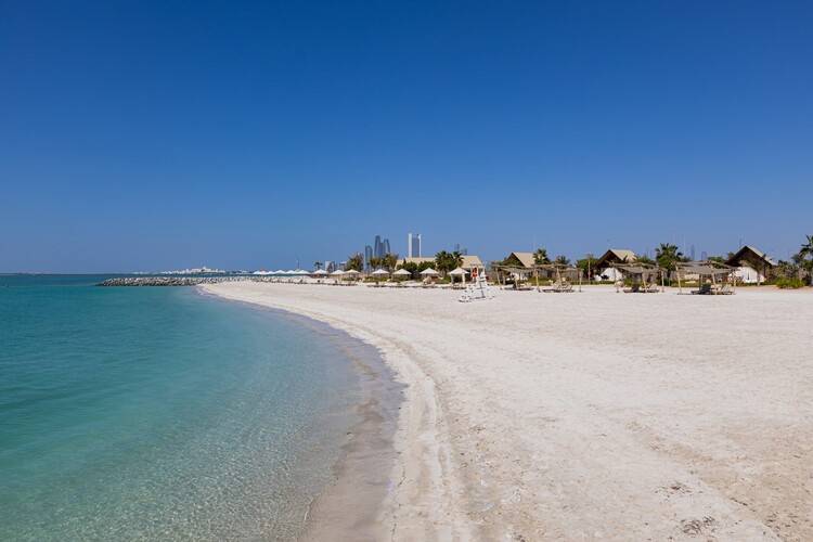 Bab Al Nojoum Beach Resort & Villas Hudayriyat Island