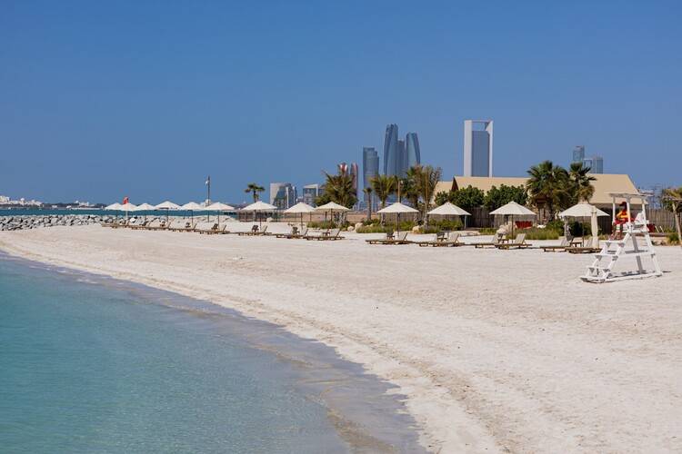 Bab Al Nojoum Beach Resort & Villas Hudayriyat Island