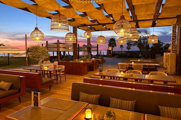 Bab Al Nojoum Beach Resort & Villas Hudayriyat Island