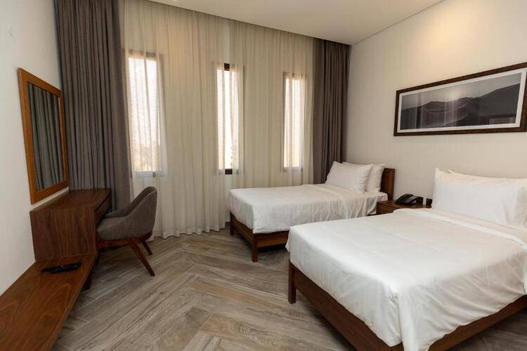 Bab Al Nojoum Desert Resort & Villas Bateen Liwa