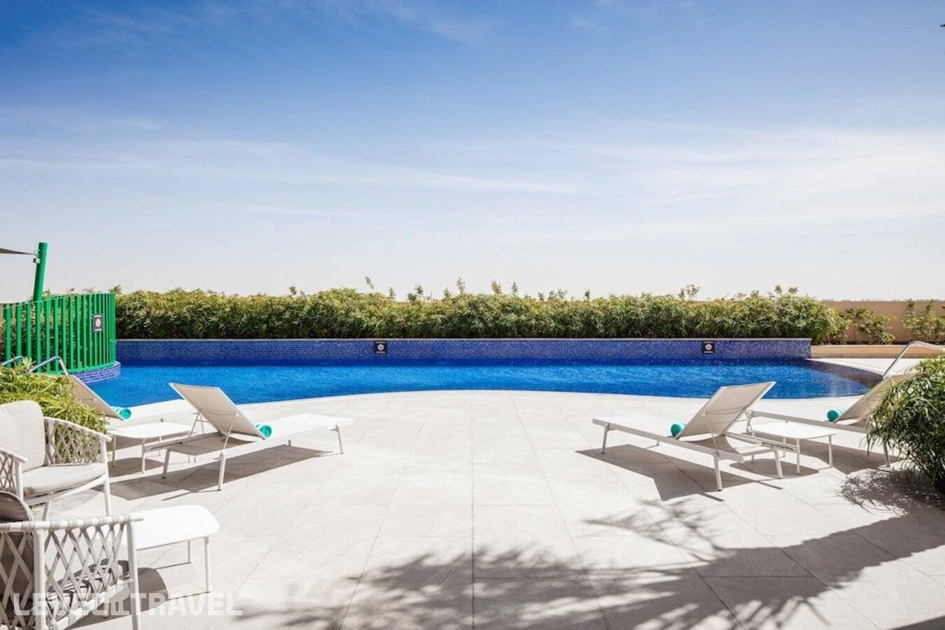 фотографии отеля Holiday Inn & Suites Science Park в ОАЭ(Аль Барша) - фото №31