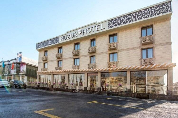 Huzur Hotel