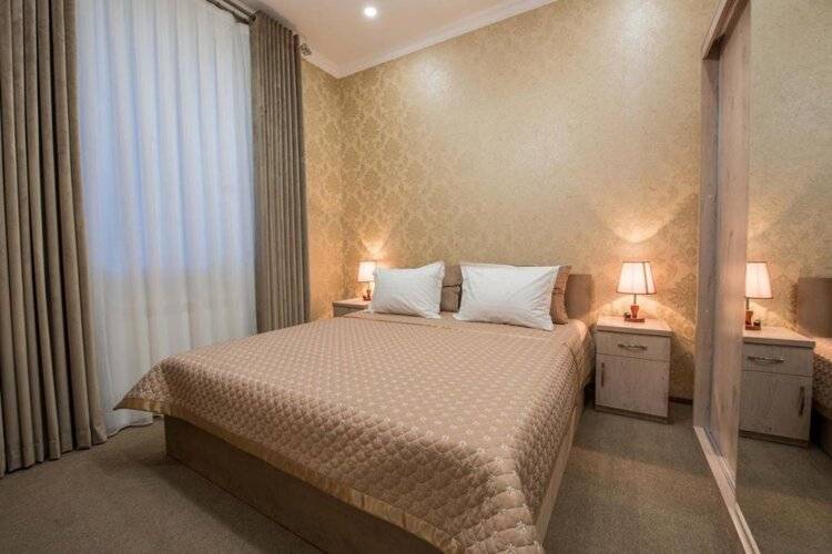Huzur Hotel