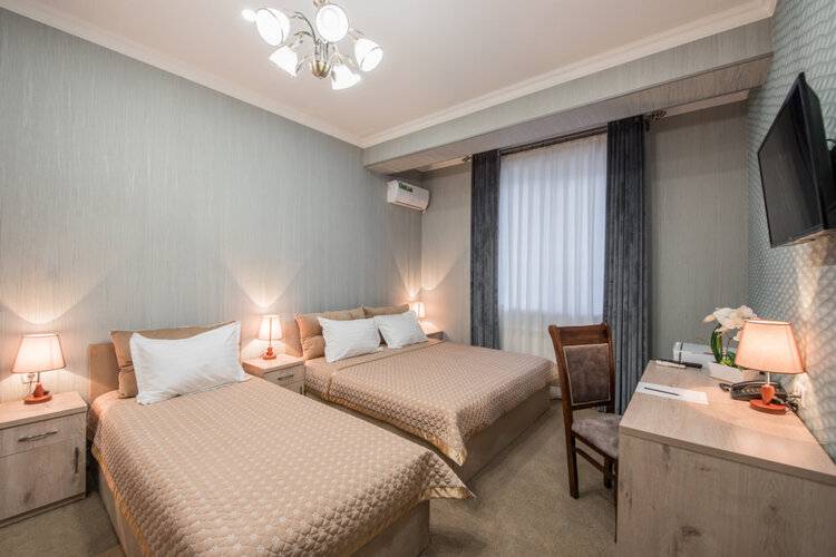 Huzur Hotel