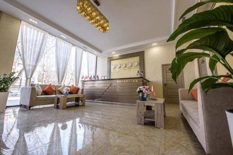 Huzur Hotel