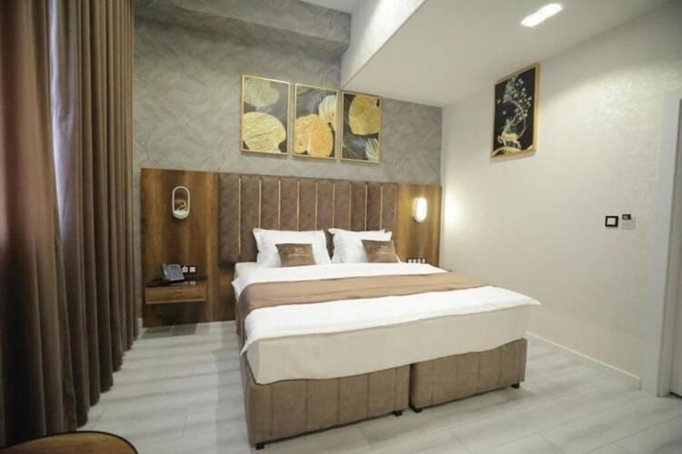 Maxwell Hotel
