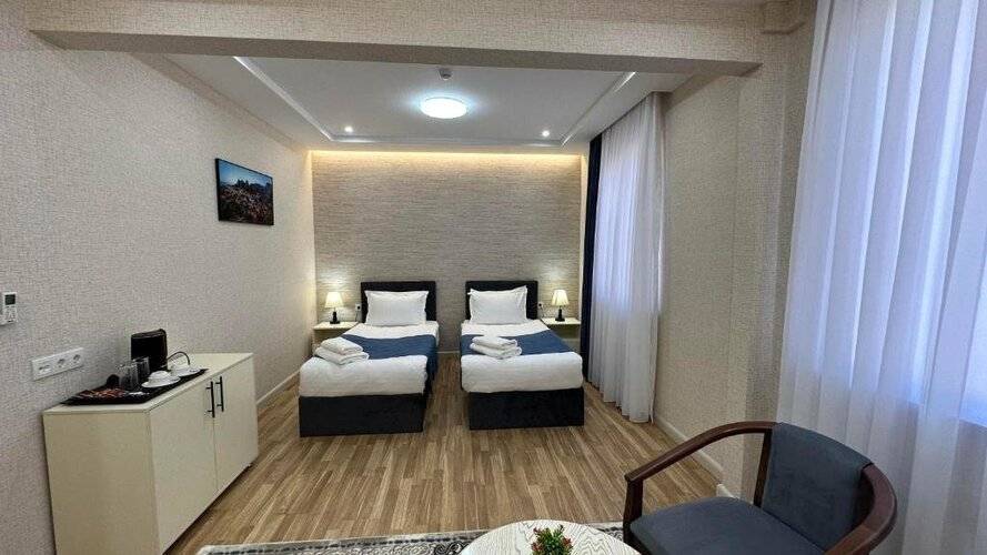 Novza Palace Hotel