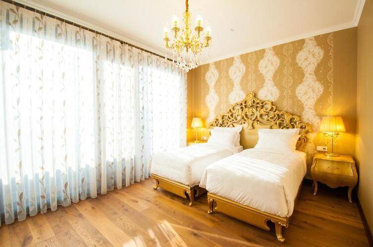 Royal Residence